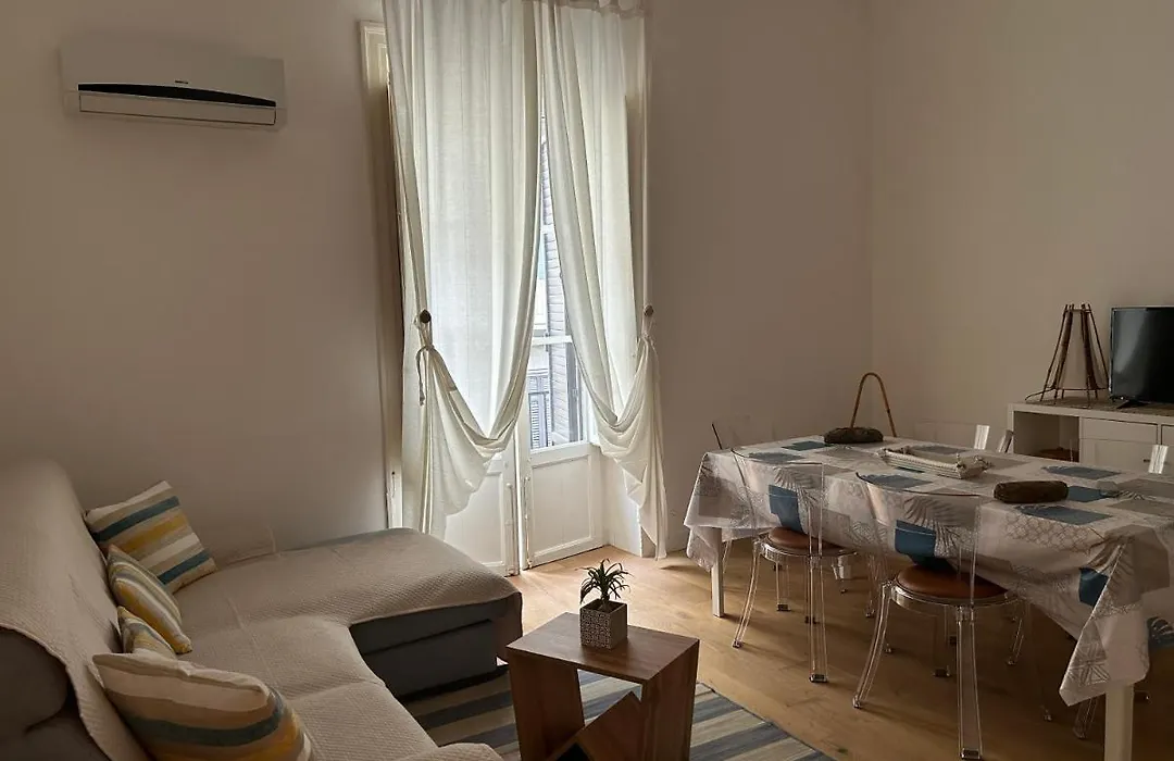 Soft House - Vacanze in Centro --1